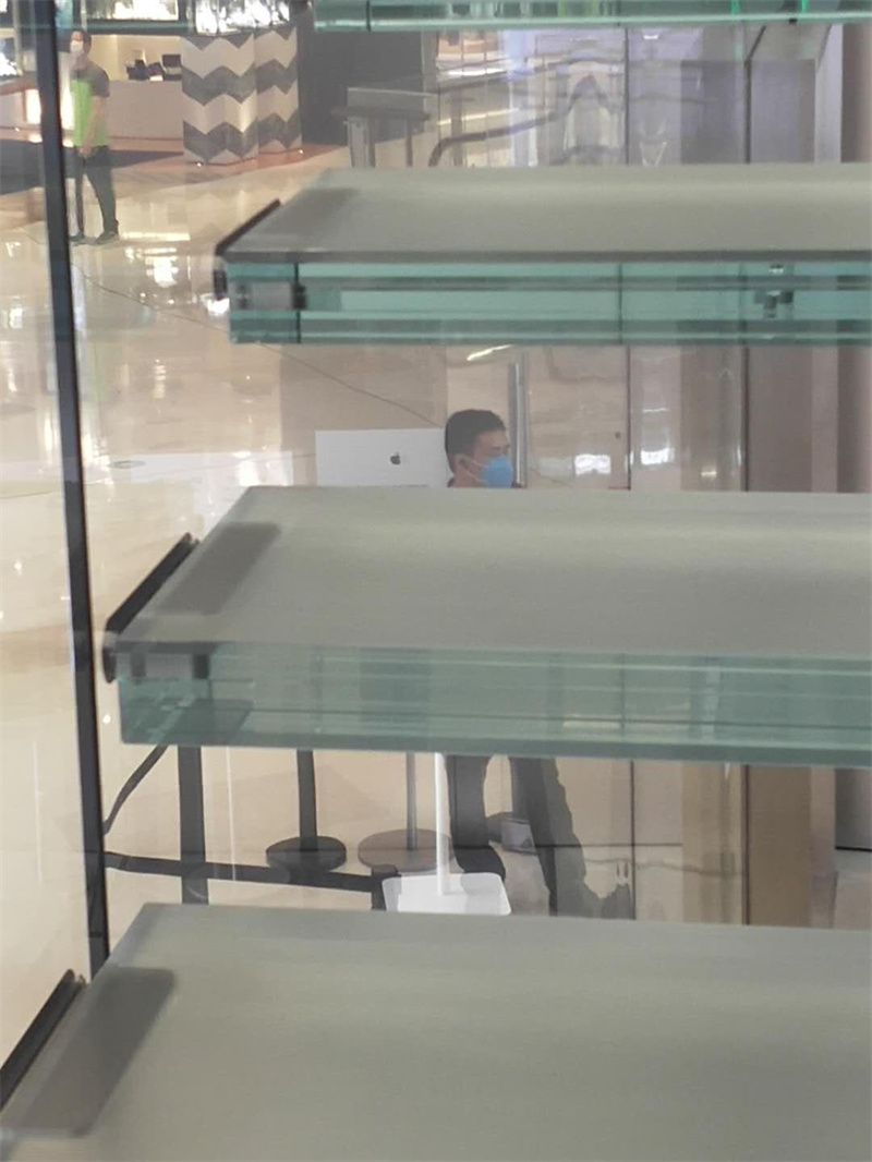 玻璃楼梯